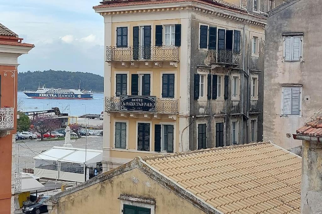 Old Port View Apartment, Διαμέρισμα Στο Κέντρο 2 Υπνοδωματίων Korfu Dış mekan fotoğraf