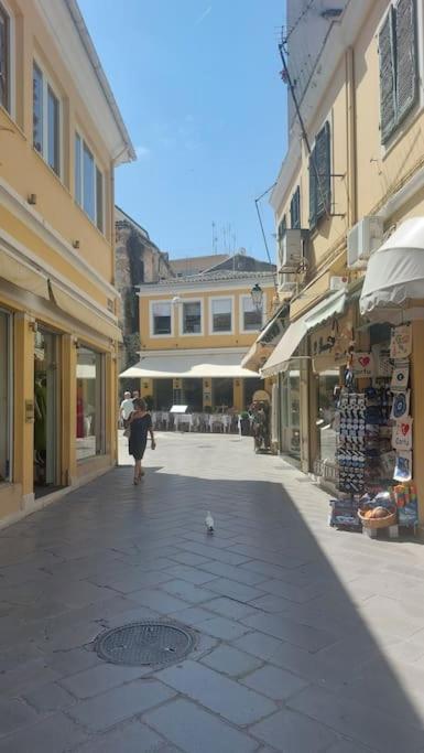 Old Port View Apartment, Διαμέρισμα Στο Κέντρο 2 Υπνοδωματίων Korfu Dış mekan fotoğraf
