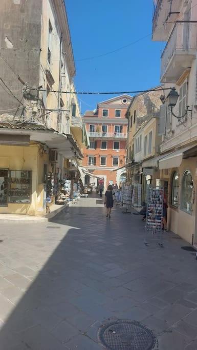 Old Port View Apartment, Διαμέρισμα Στο Κέντρο 2 Υπνοδωματίων Korfu Dış mekan fotoğraf