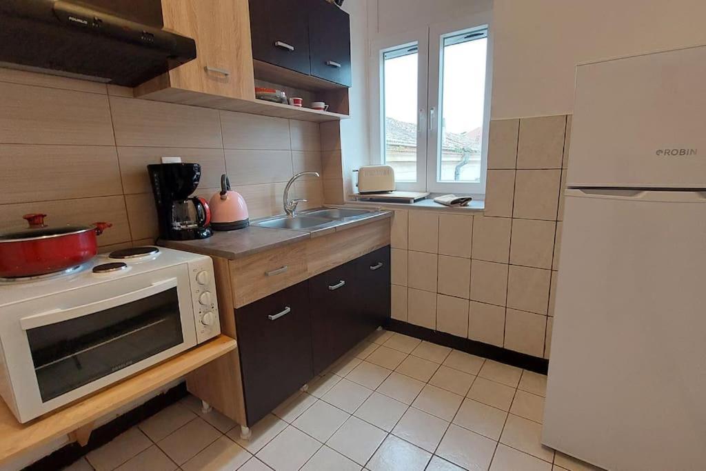 Old Port View Apartment, Διαμέρισμα Στο Κέντρο 2 Υπνοδωματίων Korfu Dış mekan fotoğraf